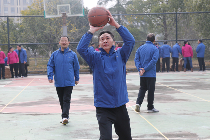 001个人项目:定点投篮1_副本